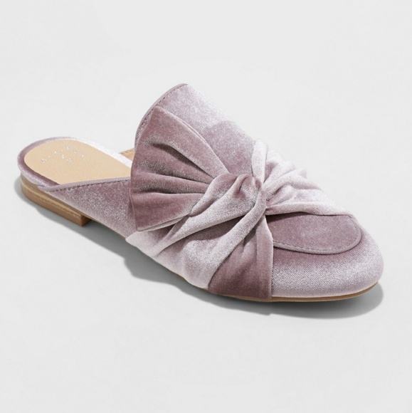 a new day Shoes - SZ 7.5 Left Lavender Holland Knotted Velvet MULES